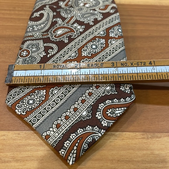 100% silk hand made tie made in Spain, brown and grey patterned stripes - Picture 2 of 7